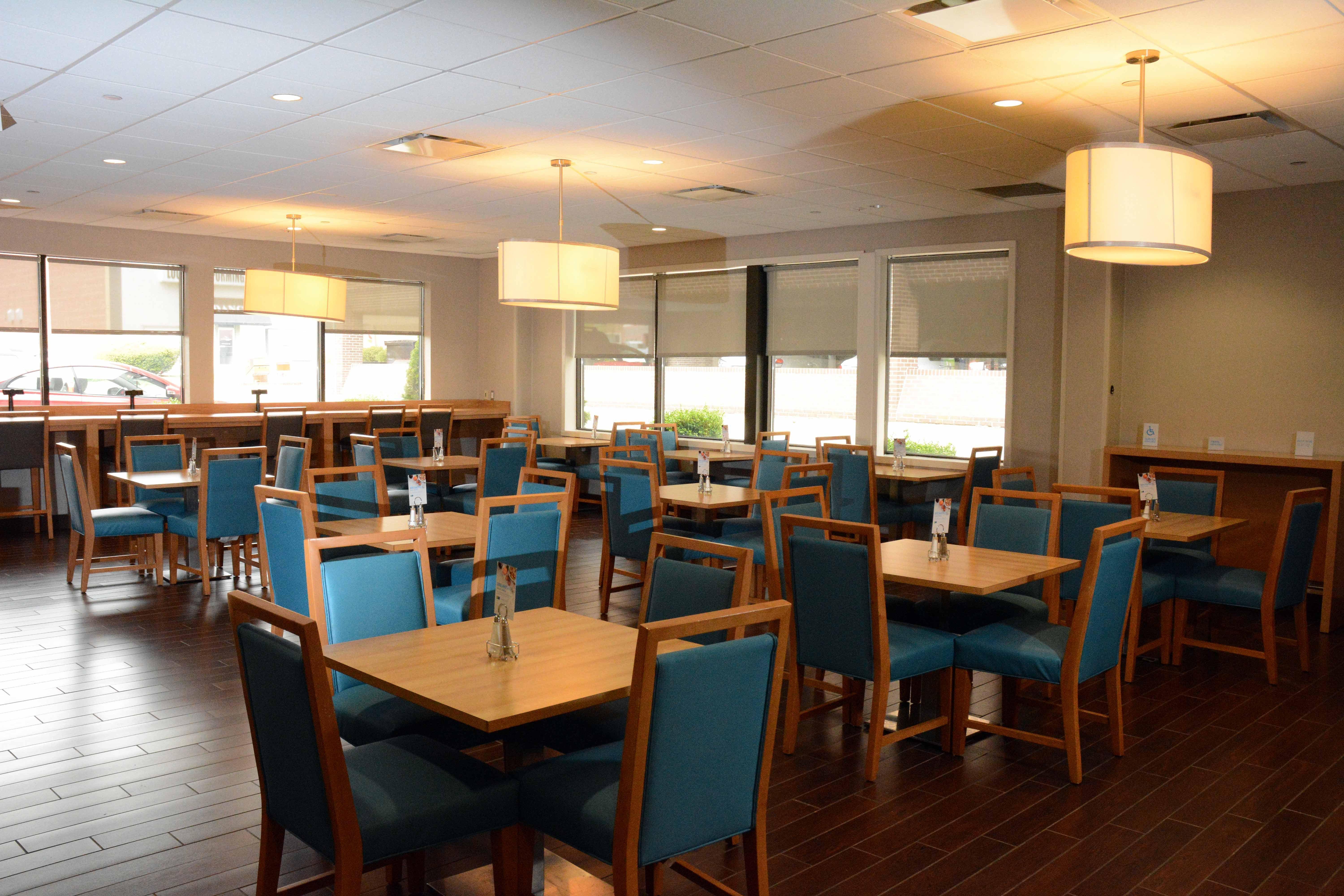 Holiday Inn Express Stamford, An Ihg Hotel 外观 照片